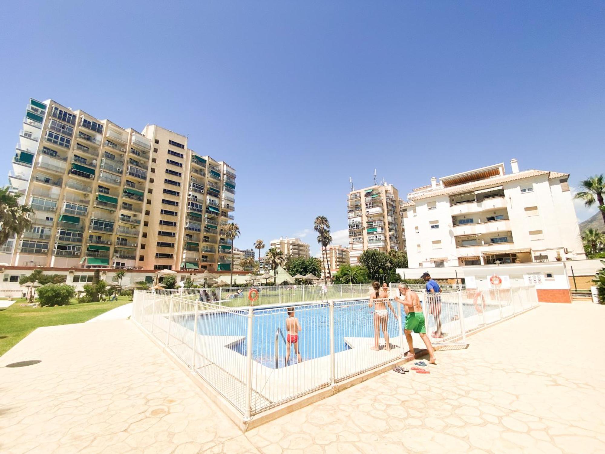 شقة Vistas Al Mar A 1 Min De Playa Con Parkig Gratis بينالماذينا المظهر الخارجي الصورة